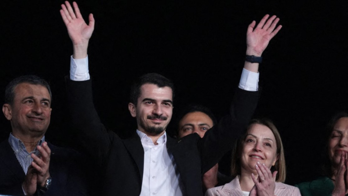 Turkey Launches Major Anti-Corruption Sweep, Detains Opposition-Linked Mayor