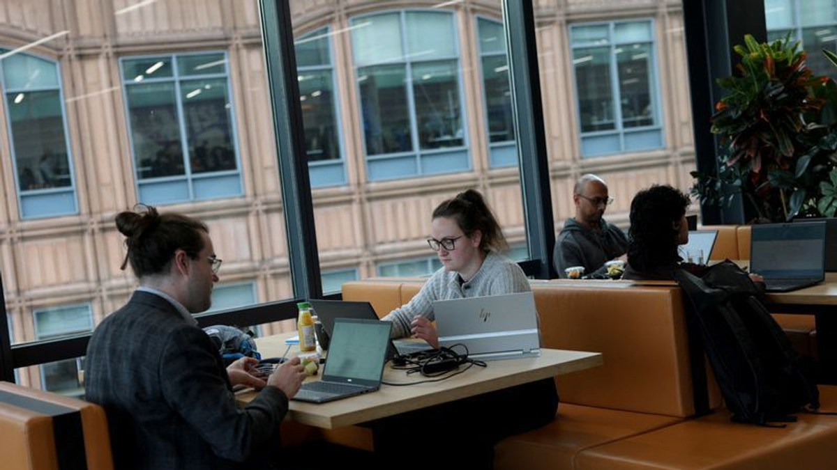 Britain's AI Sector Emerges as Economic Growth Engine, Signalling Shift in Tech Strategy