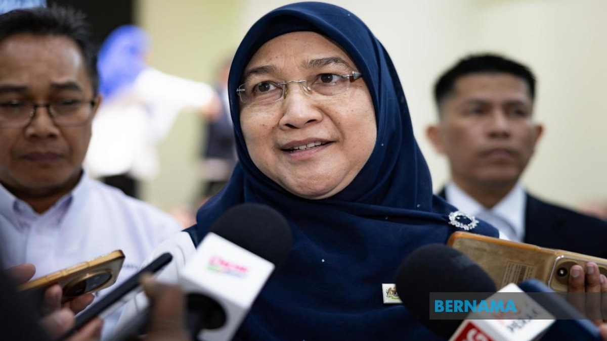 Perak Schools Receive RM12.3 Million for Educational Excellence Drive