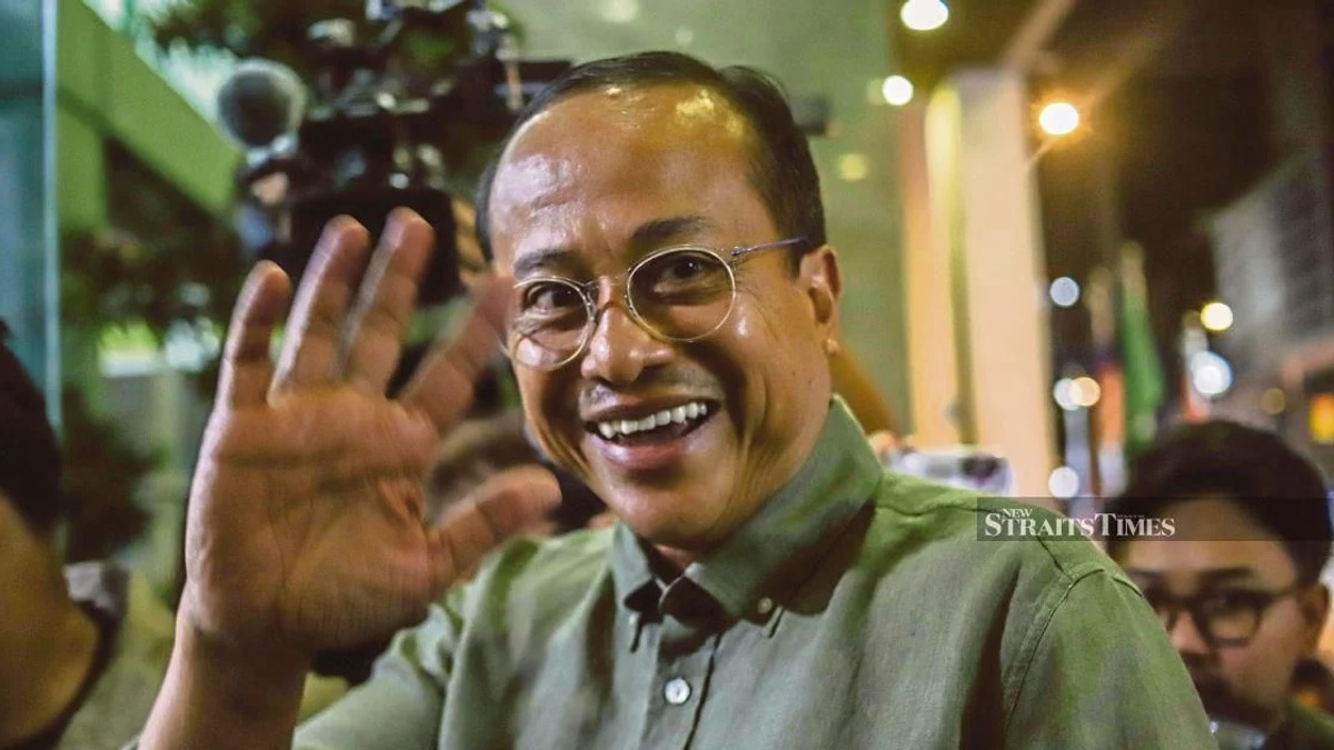 Perikatan Nasional Has Not Formally Notified Parliament of Hamzah Zainudin's Opposition Leadership Role