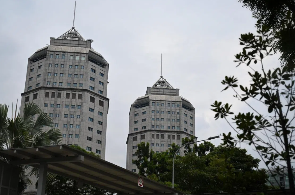 Singapore Deports Two Bangladeshi Workers Over Extremist Social Media Posts
