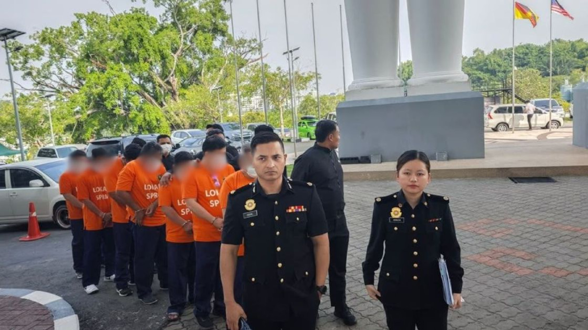 Seven detained over alleged bribery scheme in Sabah chicken smuggling case