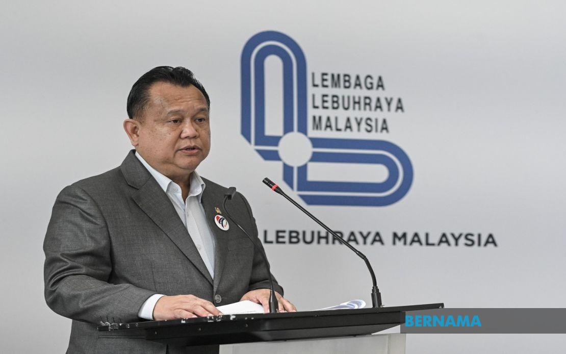 RM25.2 Million Solar LED Lighting Project Targets 32 Accident-Prone Highways