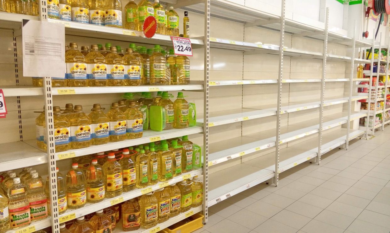 RM10.879 billion in cooking oil subsidies vanishes: Investigation reveals systemic failures in Malaysia's subsidy system