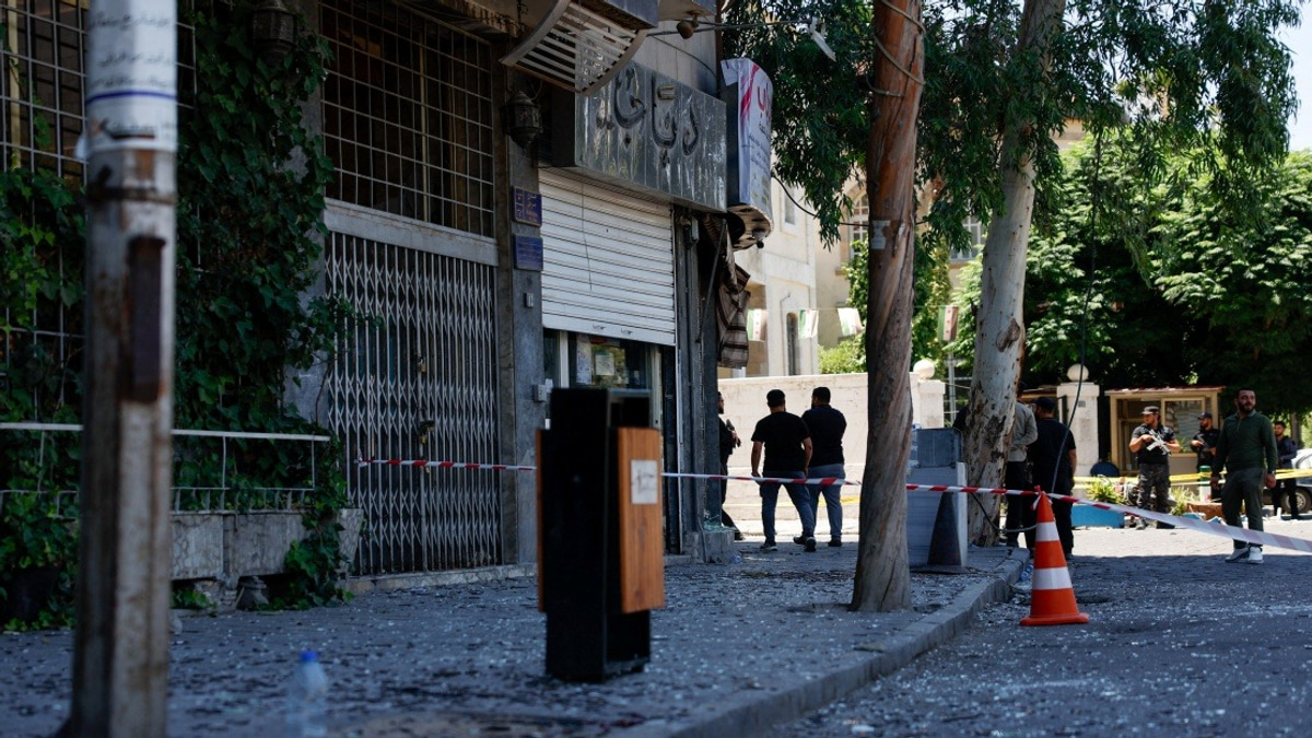 Damascus Bombings Near Macron's Hotel Injure 18 as French President Visits Syria