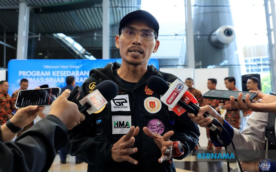 Family of Missing Malaysian Firefighter in Nepal Maintains Hope Despite Communication Blackout