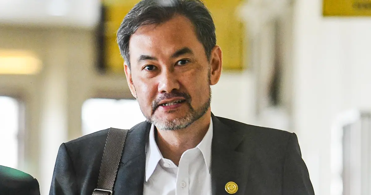 Former 1MDB Chief Denies Giving Jho Low Prime Ministerial Status in Fund Operations