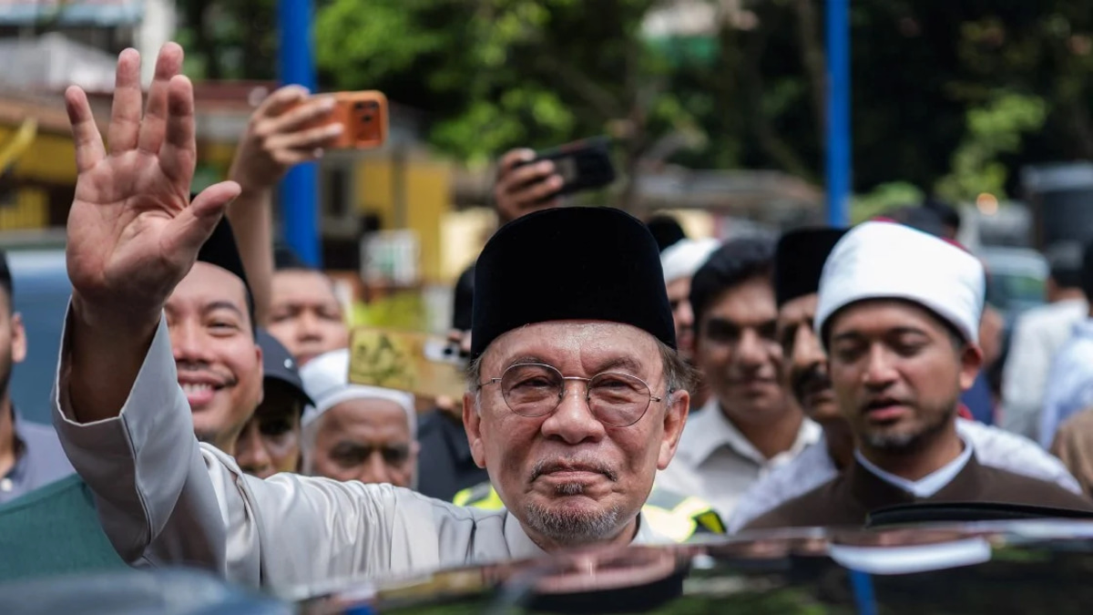 Johor polls enter decisive phase as major political figures launch weekend campaign blitz