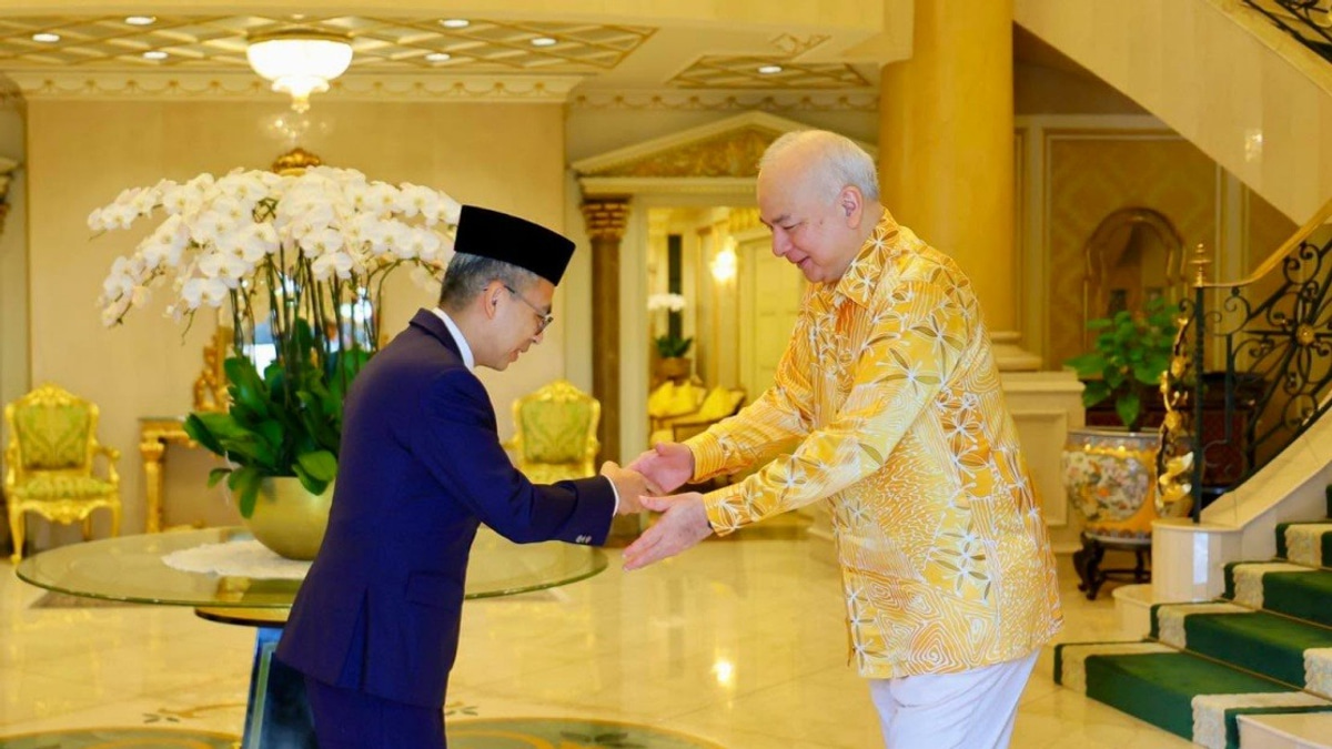 Perak Ruler Receives Briefing on Telecommunications Infrastructure Development Plans