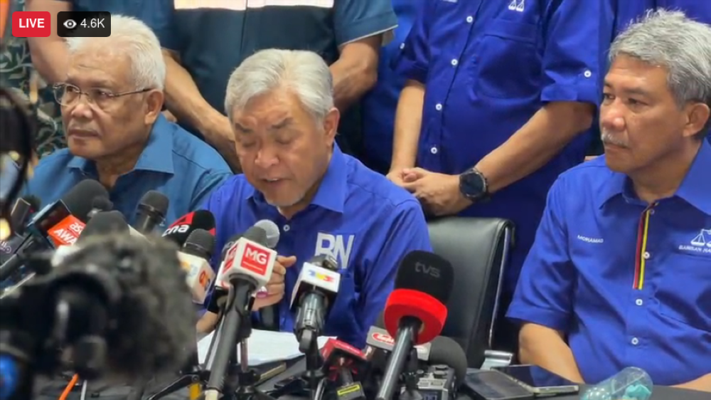 Barisan Nasional Claims Negeri Sembilan Victory, Eyes Melaka in Succession of State Poll Wins