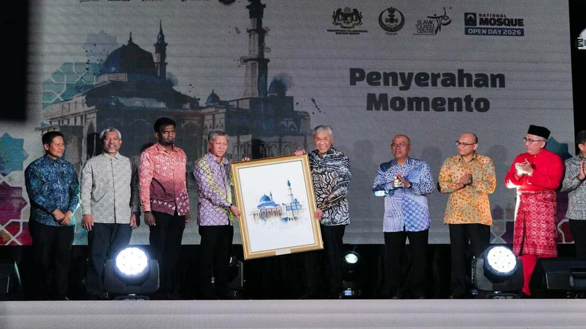 Mosques Must Become Tourism Destinations While Preserving Their Sacred Purpose, Says Ahmad Zahid