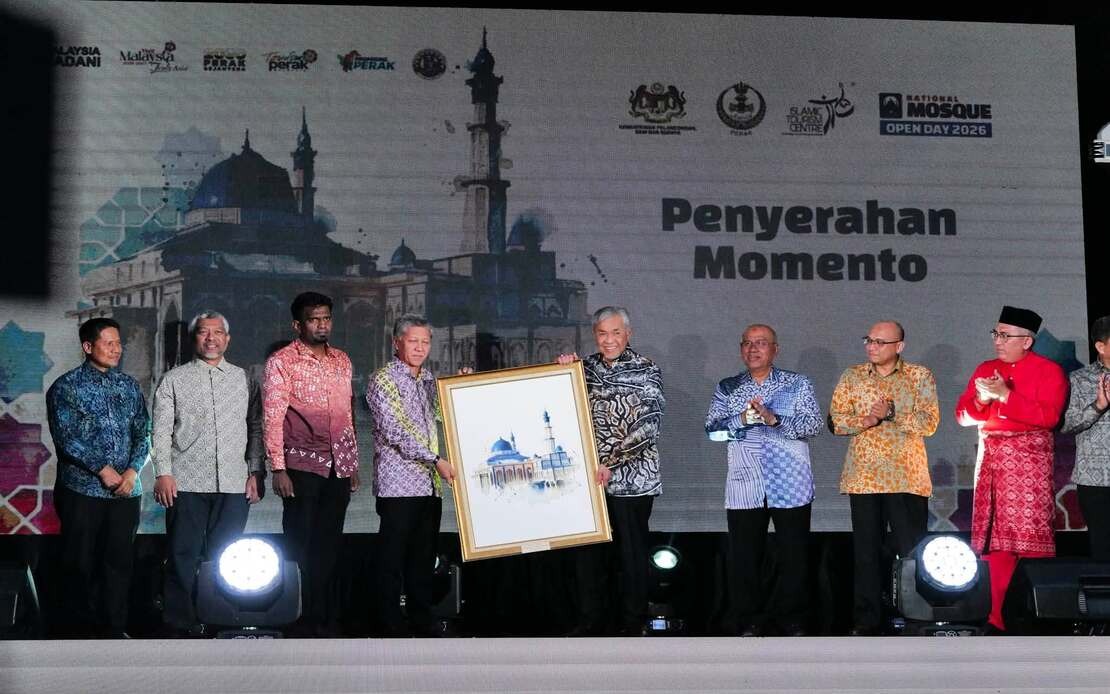 Mosques Must Become Tourism Destinations While Preserving Their Sacred Purpose, Says Ahmad Zahid