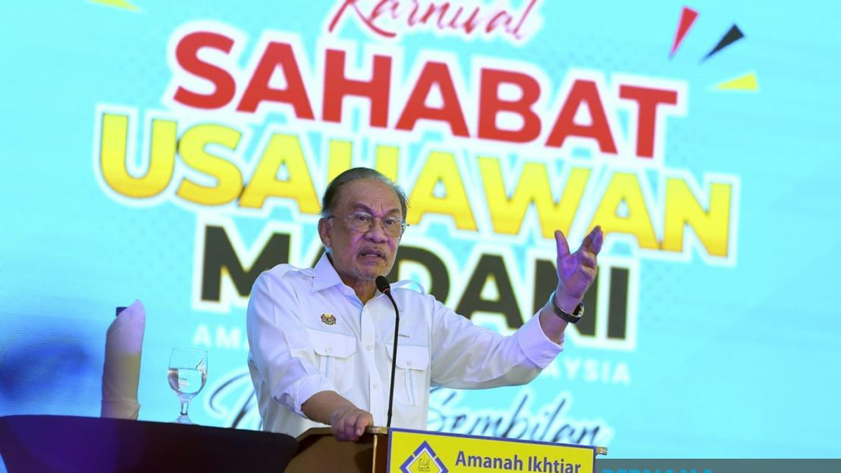 Anwar Pledges Enhanced Funding for Microfinance Agency AIM in Next Budget
