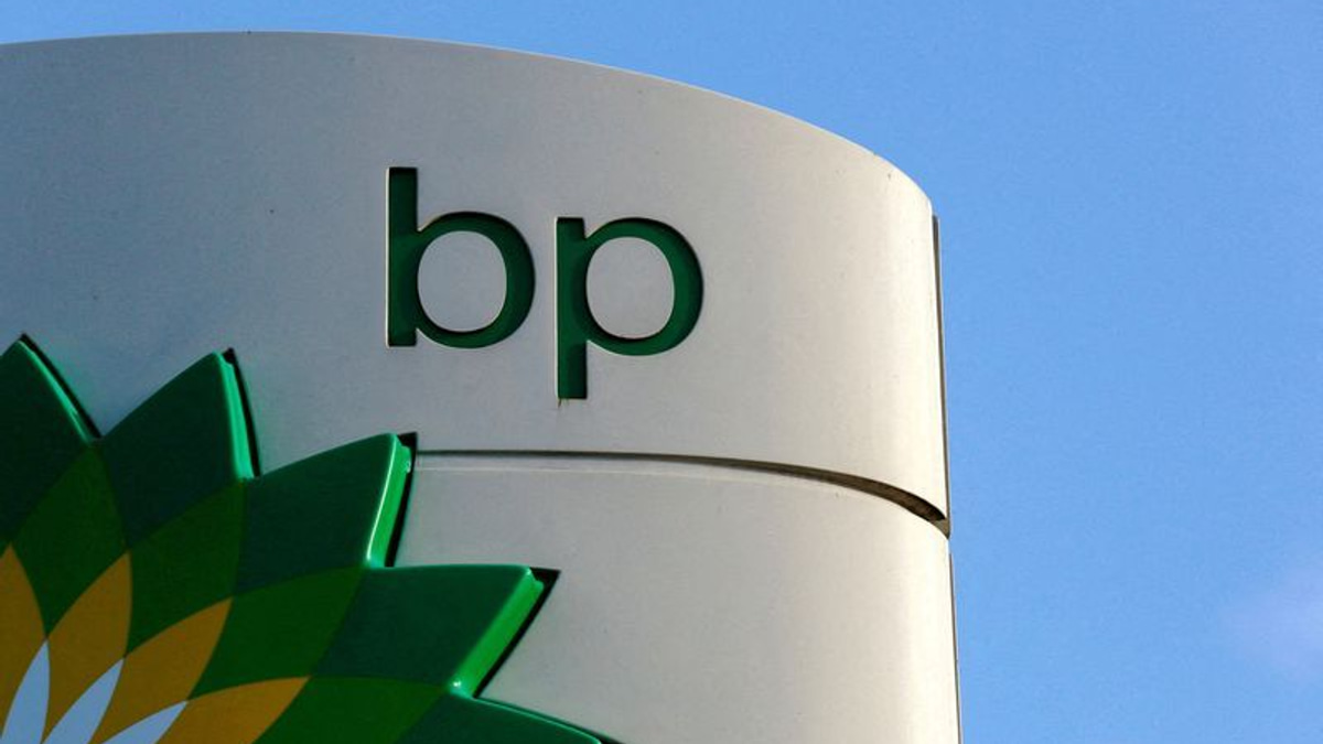 Major US Retailers Face California Lawsuit Over Alleged AI Price-Fixing at Petrol Pumps