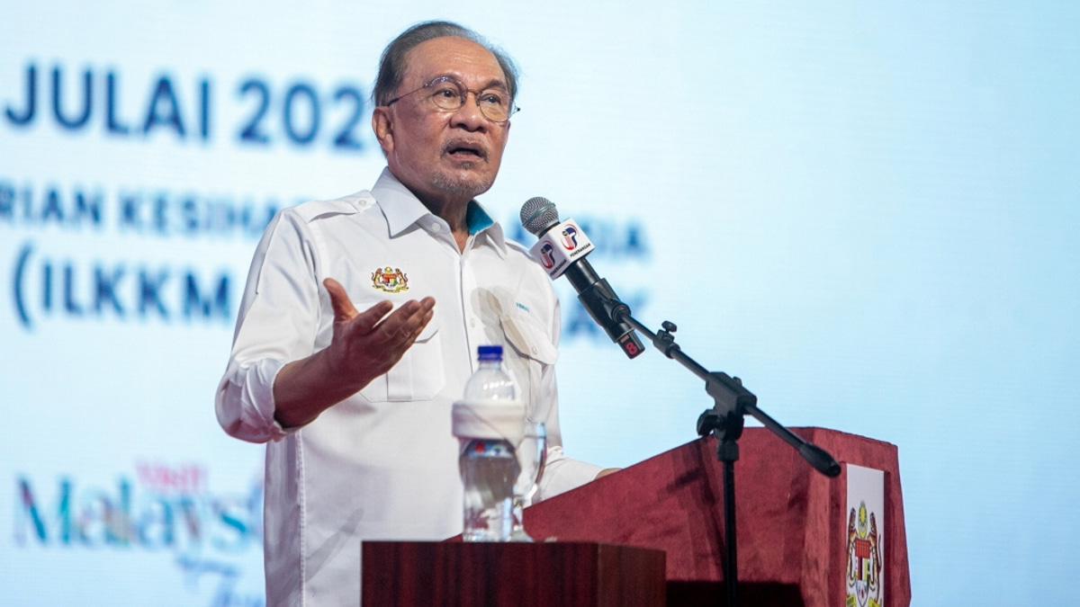 Anwar Defends Fuel Subsidy Model as Government Balances Fiscal Prudence Against Rising Energy Costs