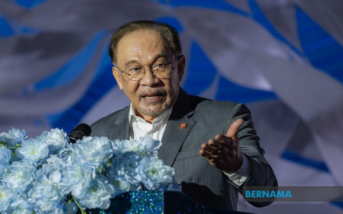 Malaysia to Immediately Deport Any Israelis Found in Country, PM Anwar Declares