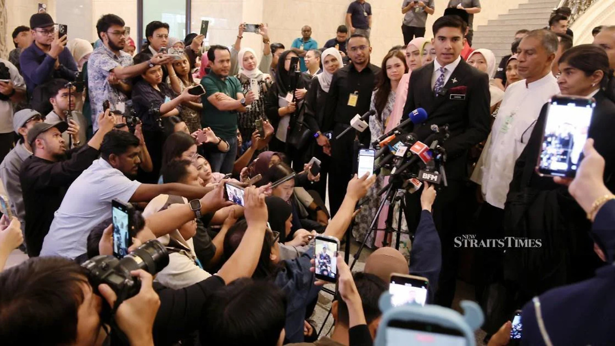 Prosecution Bows to Federal Court, Accepts Syed Saddiq's Full Acquittal