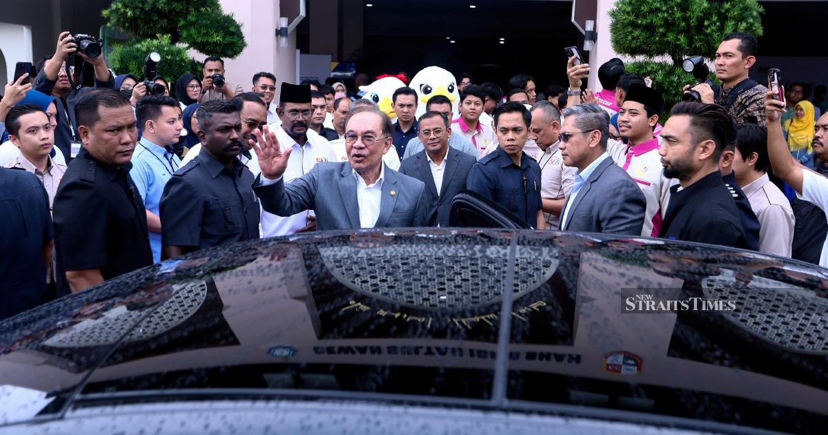 Government cannot slash fuel costs without risking economic stability, Anwar says