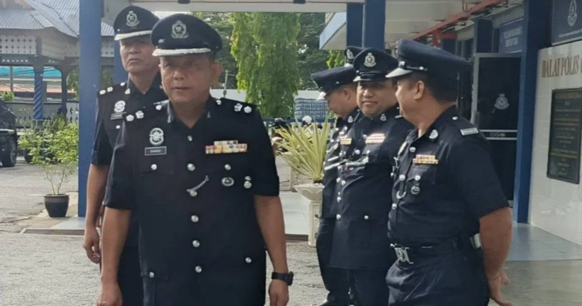 Two teenage boys arrested for vandalising eight vehicles in Gerik rampage