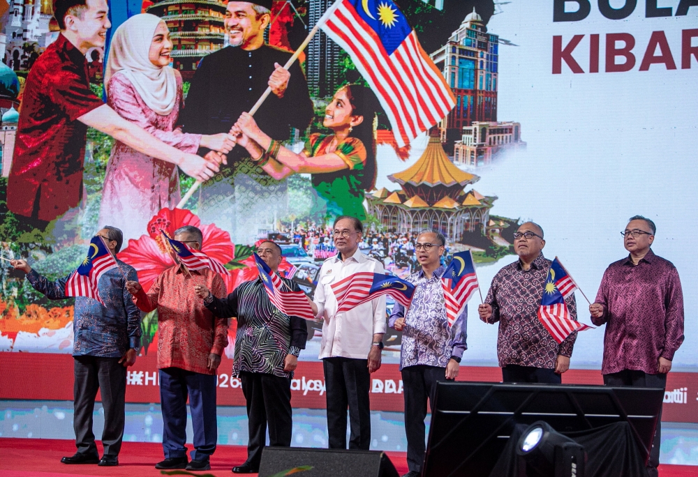 Anwar calls on Malaysian youth to cherish independence legacy as nation marks historic milestone