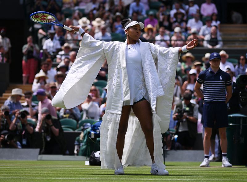 Osaka Adds Substance to Style, Breaches Wimbledon's Last 16