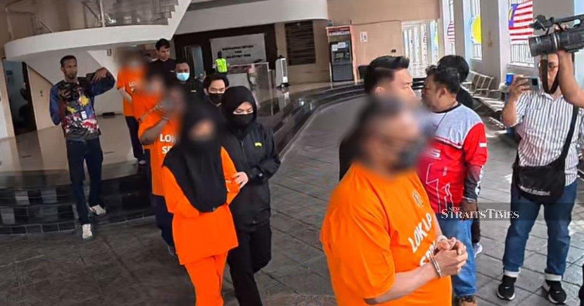 Datuk Chairman and Four Others Remanded Over Government Land Abuse Allegations