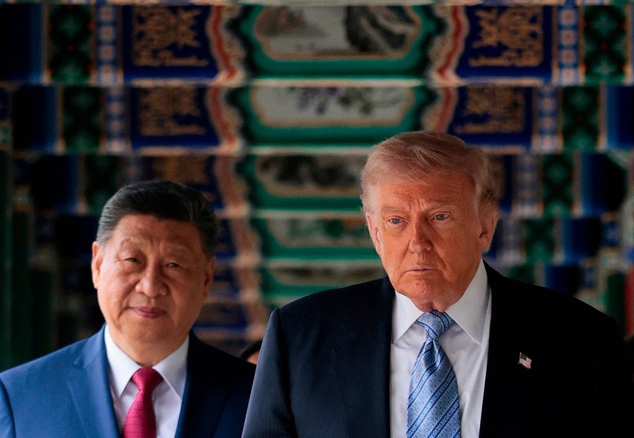 Trump sends conflicting signals to Beijing ahead of Xi's September visit
