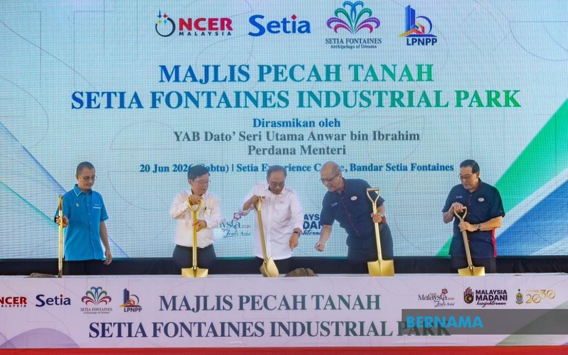 Development Must Benefit All Income Groups, Anwar Stresses at Industrial Park Launch