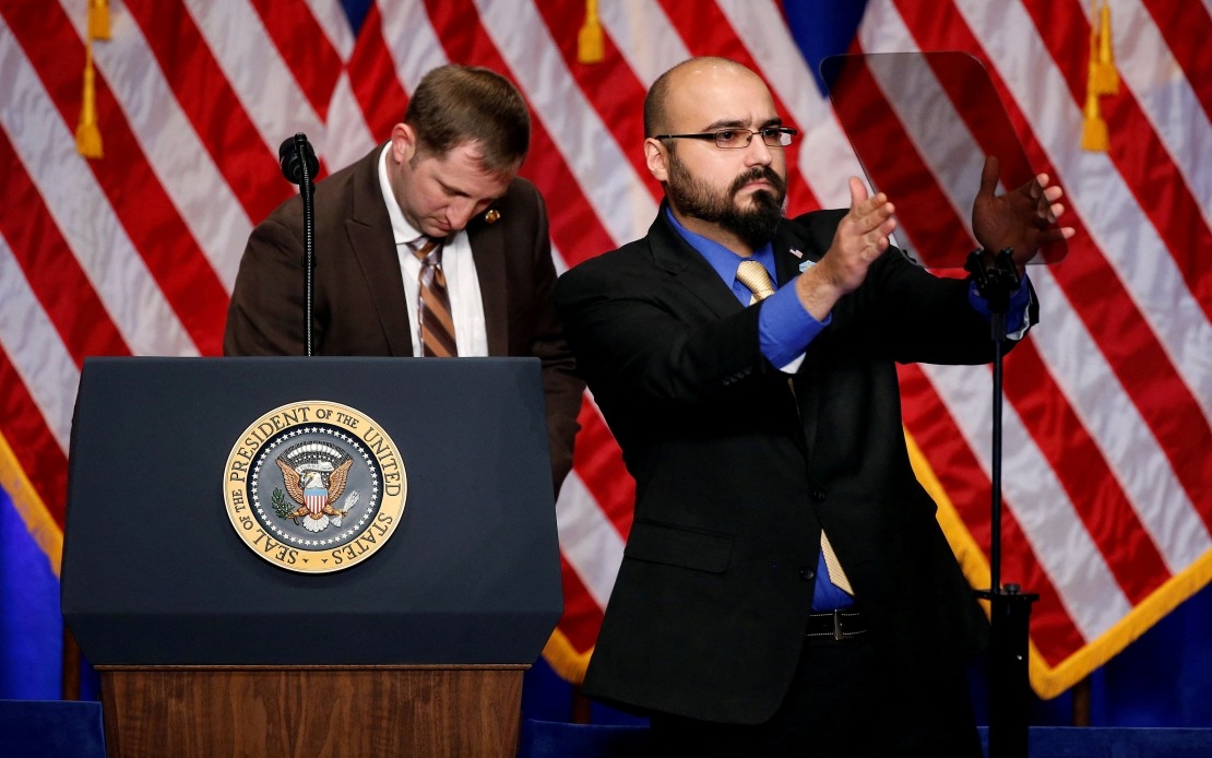 Trump's Teleprompter Operator Suspended Over Alleged Speech-Betting Scheme
