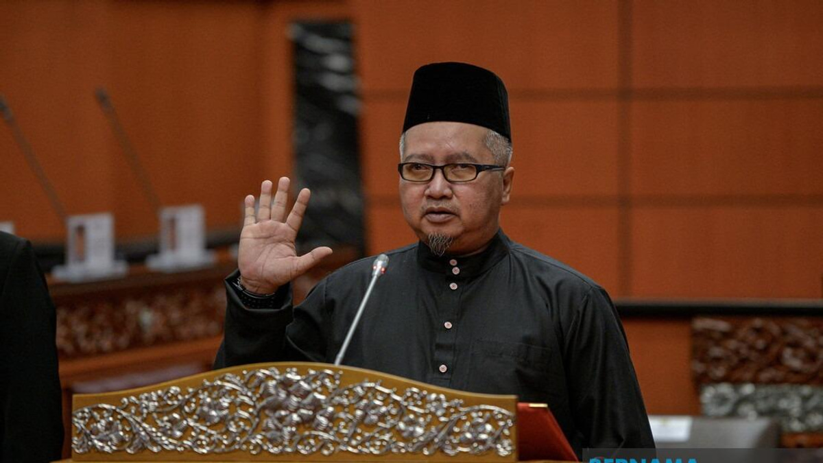 Perlis Bersatu Secretary Azahar Hassan Resigns From Party