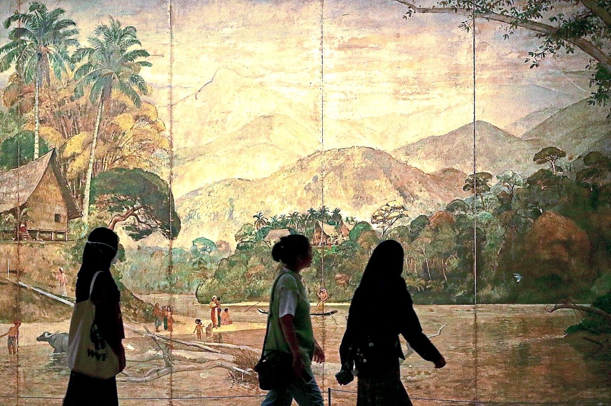 Malaysia's Art Under Siege: How Tropical Climate Threatens National Heritage
