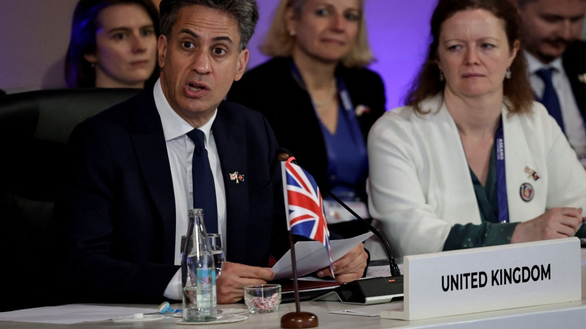UK Foreign Secretary Miliband Prioritises European Partnership on Inaugural Continental Tour