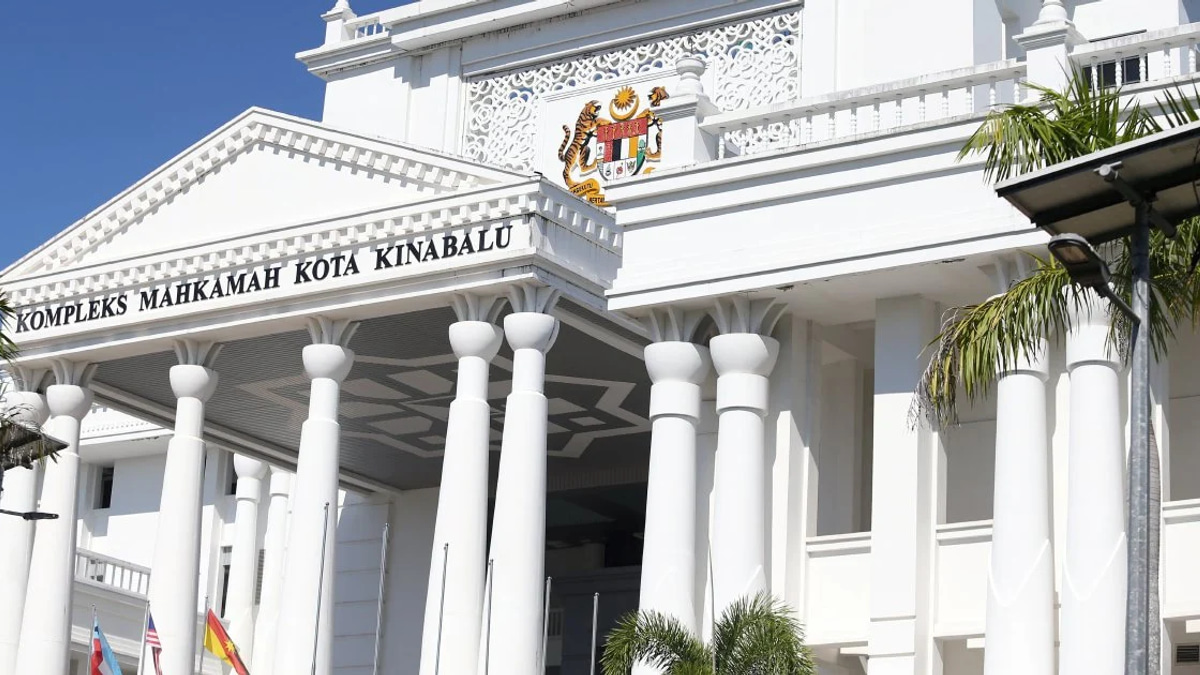 Handwriting Expert Reaffirms Conclusions on Zara Mahathir Journal Entries