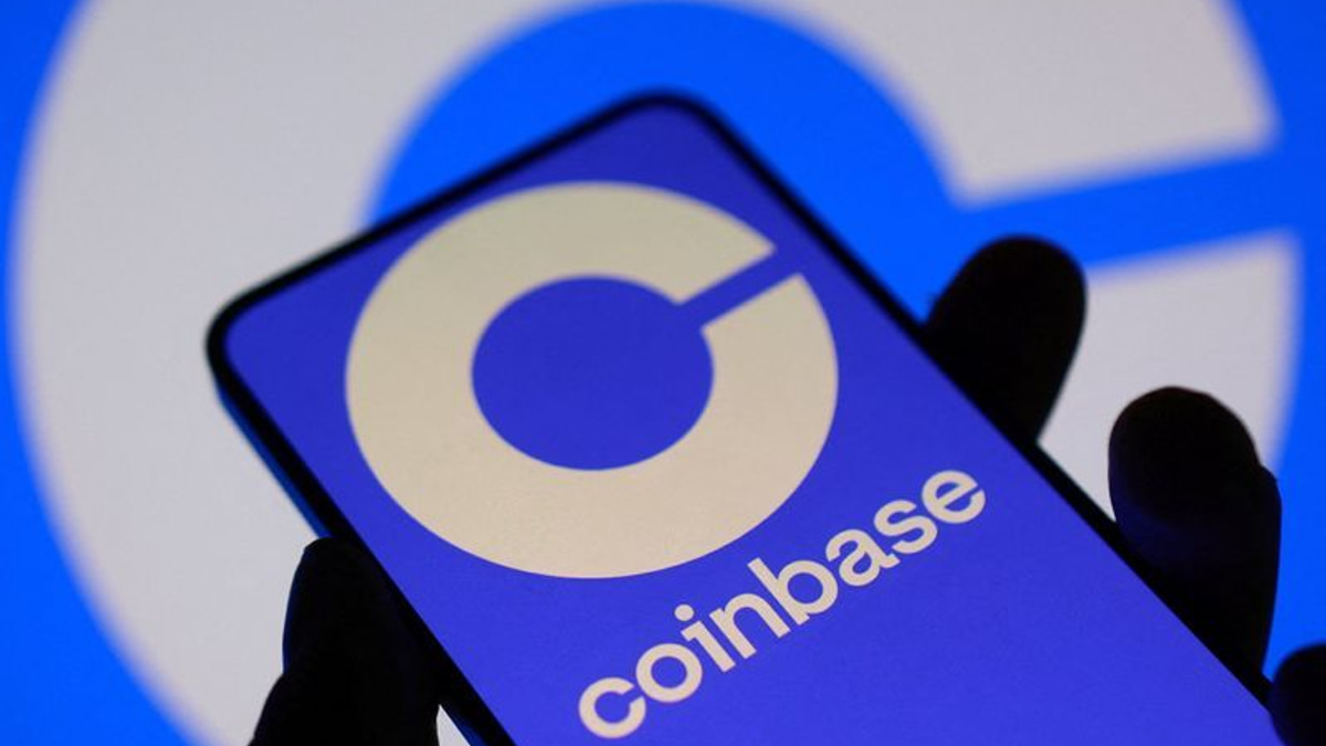 Coinbase's Top Legal Officer Steps Down After Six-Year Washington Campaign