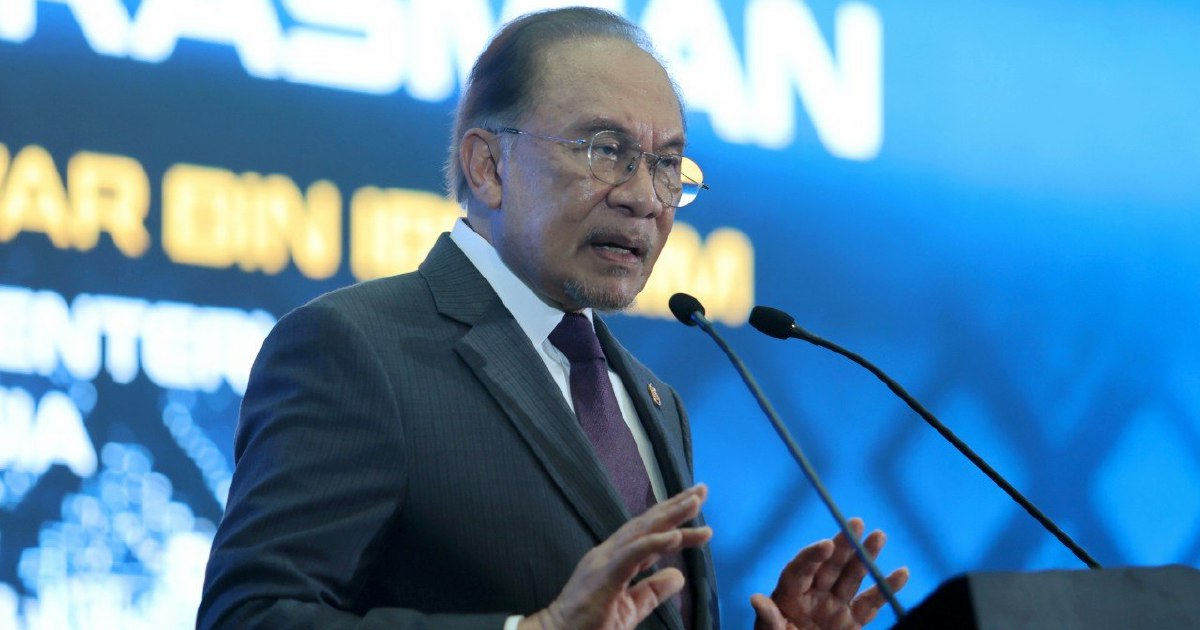 Schools Must Act Transparently on Bullying, PM Anwar Warns