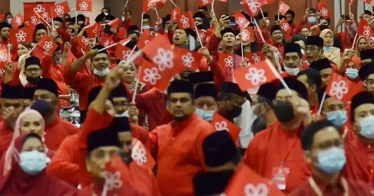 Bersatu's Coalition Role Becomes Untenable, Claims PAS Treasurer