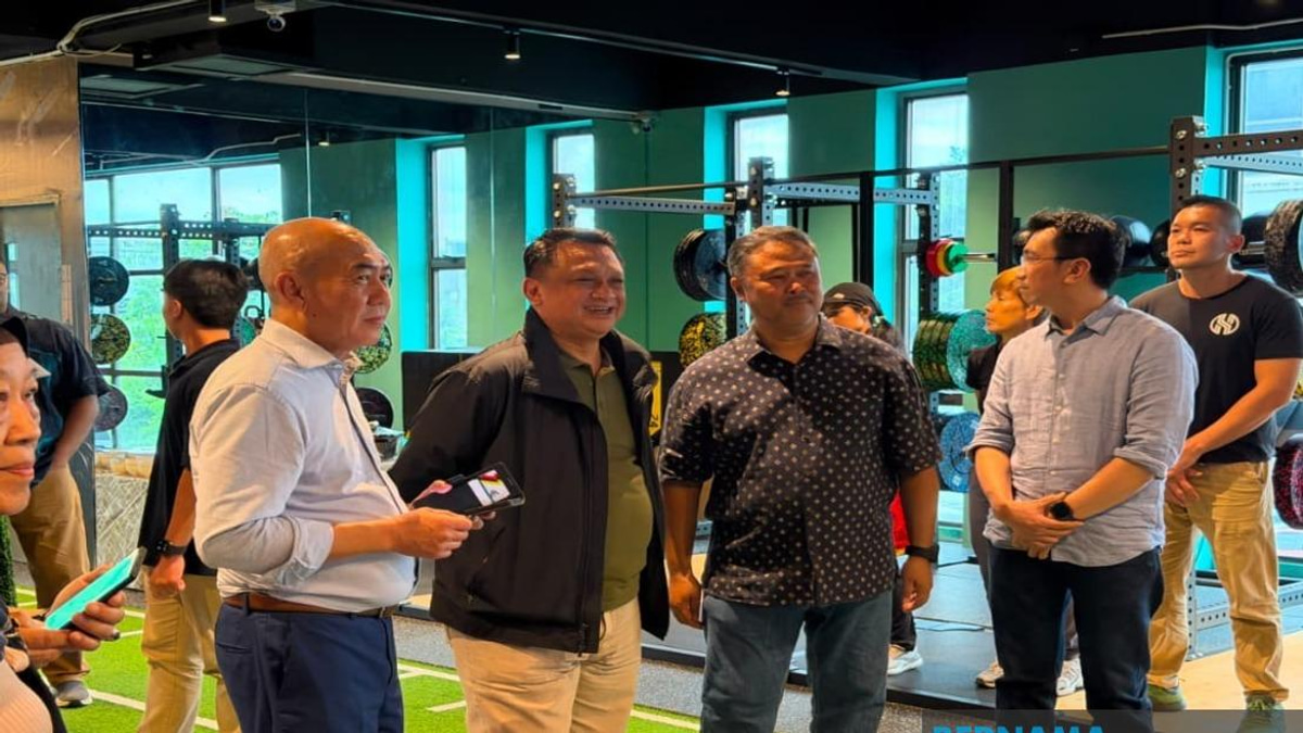Strength Training Key to Preventing Falls in Elderly, Says Sarawak Gym Owner