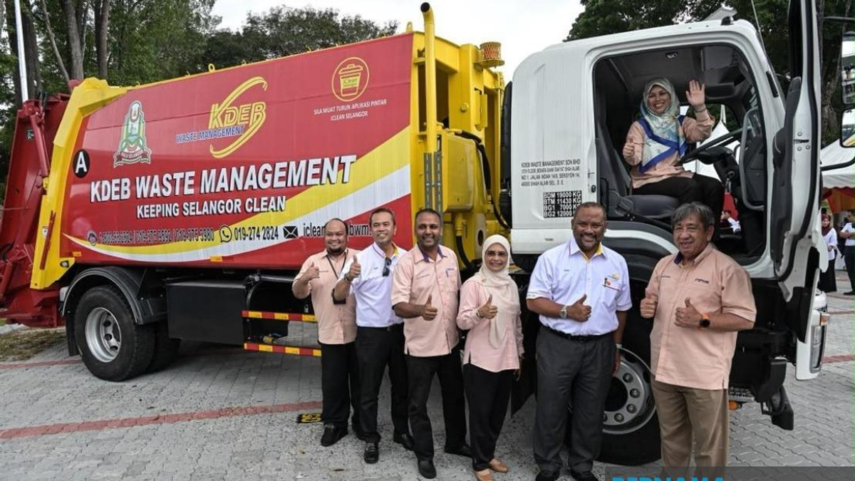 KDEBWM Deploys 33 New Waste Trucks in Hulu Selangor Under Seven-Year Contract
