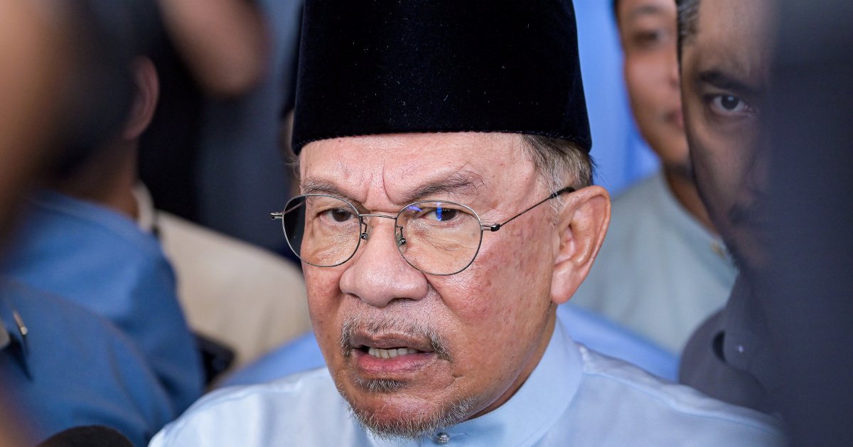 Anwar Refutes Reports of Onn Hafiz Exclusion from Felda Event