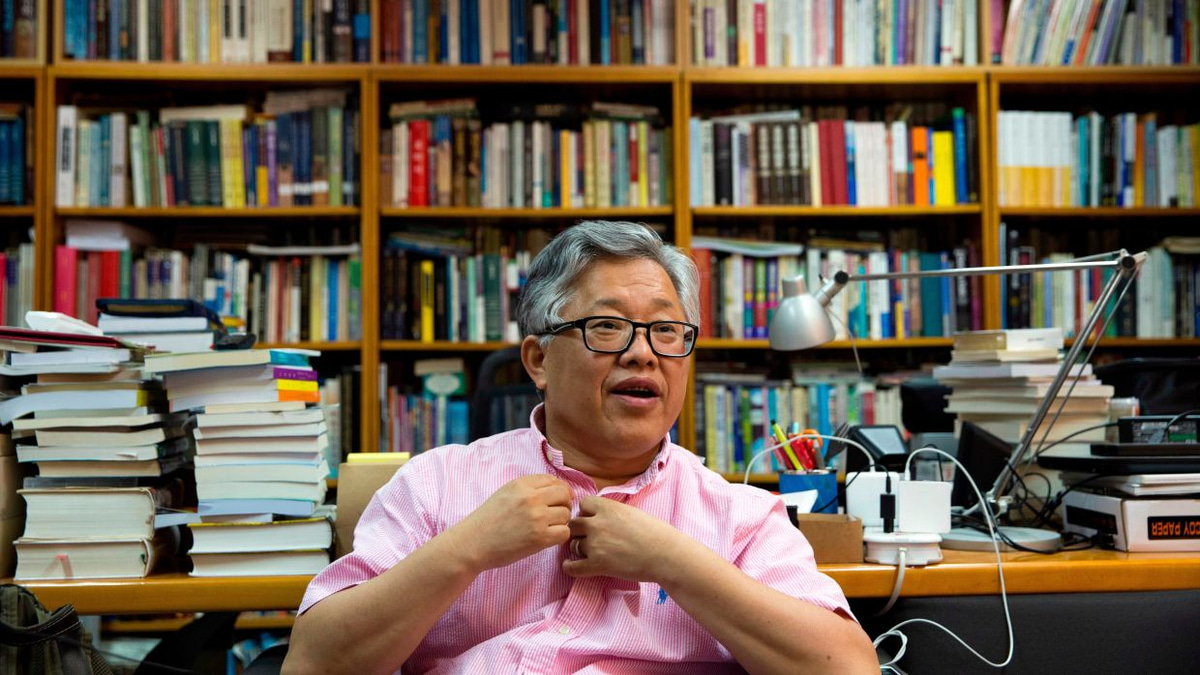 China Releases Underground Pastor Ezra Jin After Trump Intervention