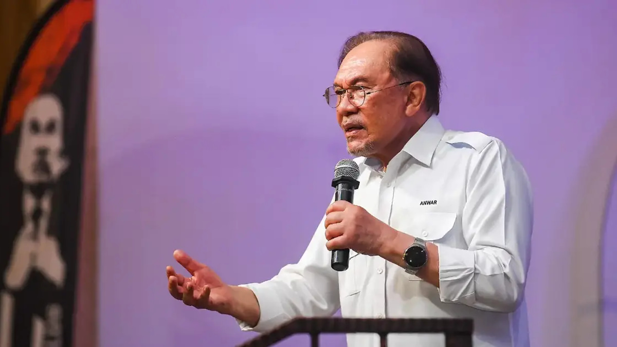Anwar flags delayed affordable housing rollout in Johor amid rising property costs